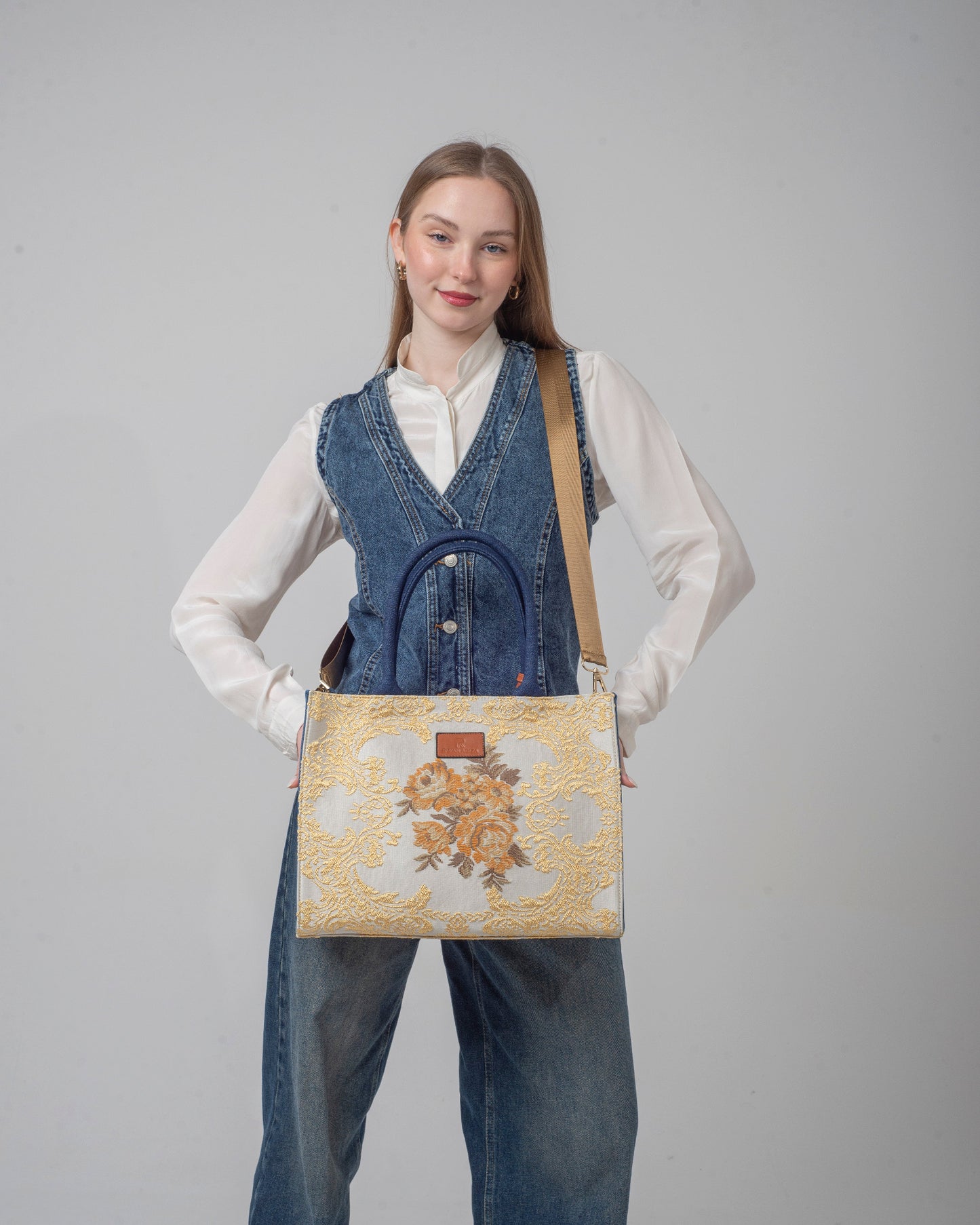 Dupont tote bag
