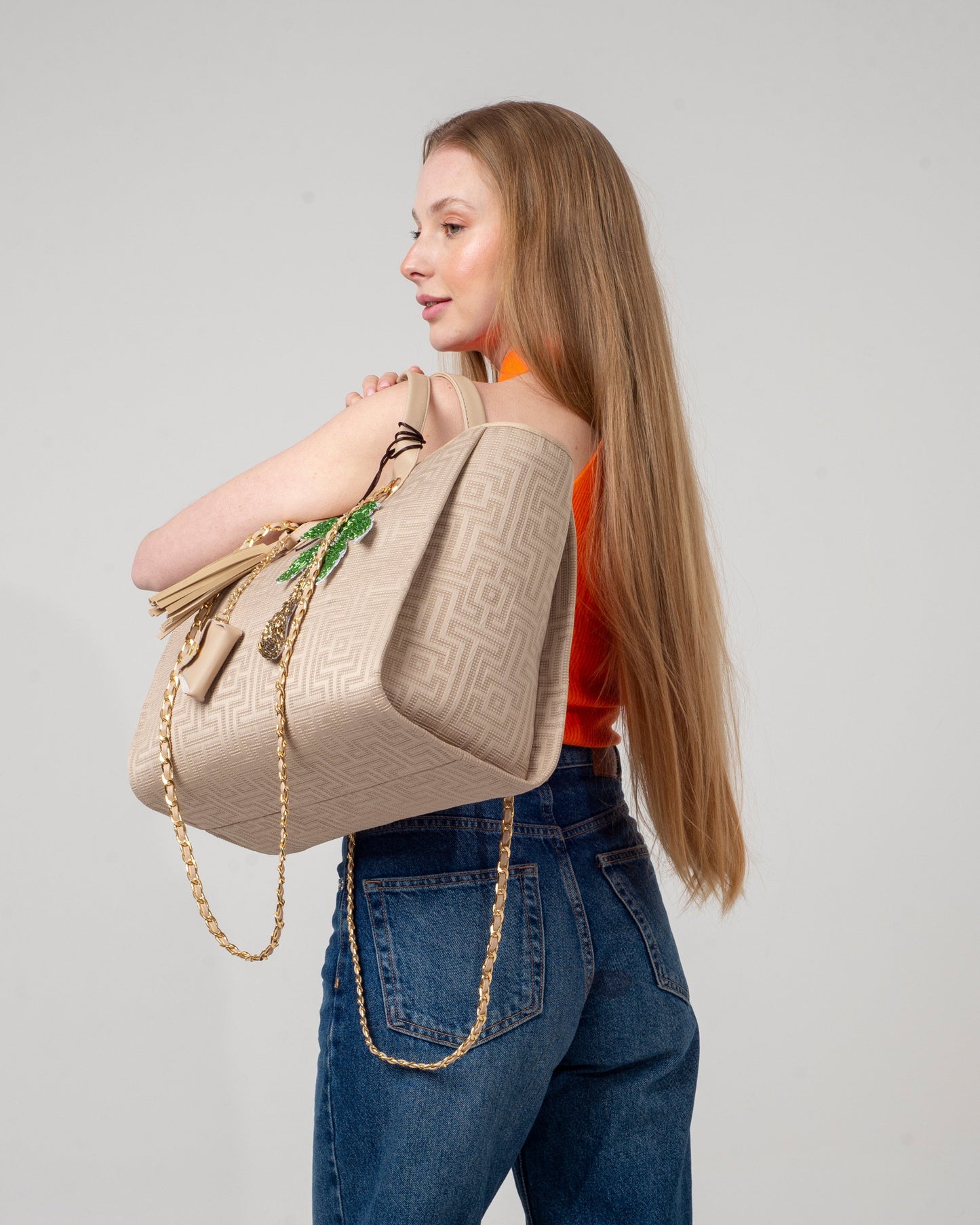 Cafe fendi chain tote bag