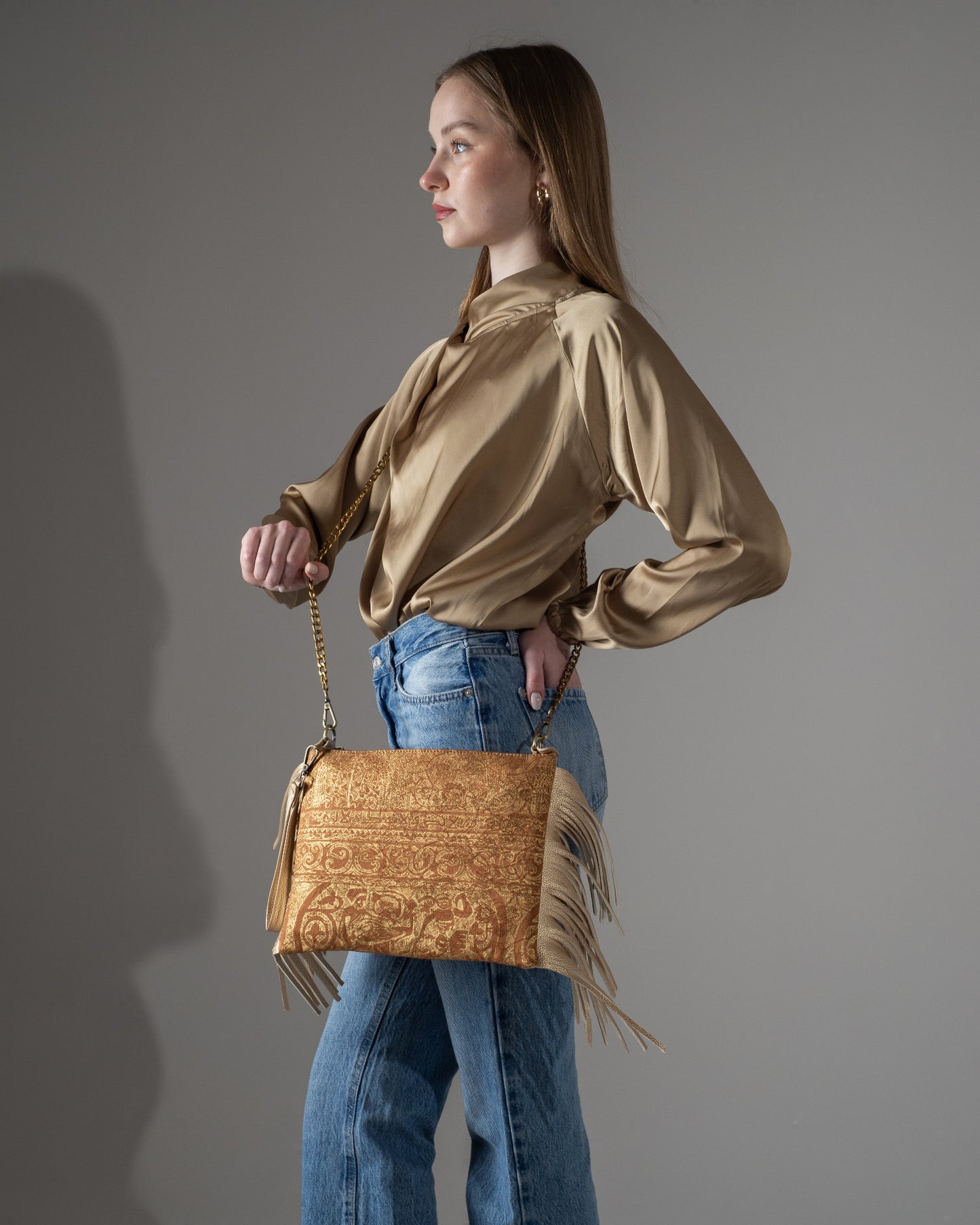 Rokaia gold clutch