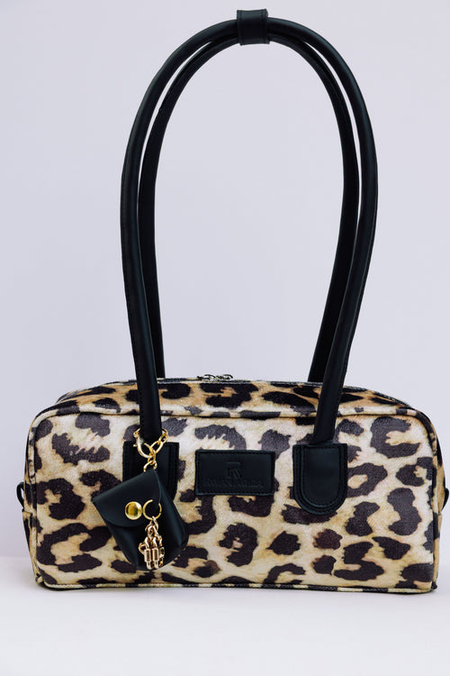 Barrel shoulder tiger bag