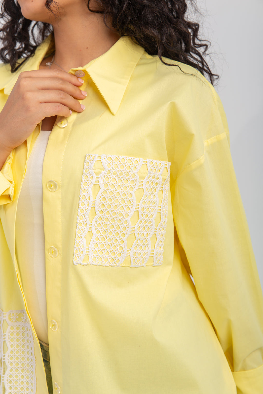 Poplin & Guipure Lace Freesize Shirt