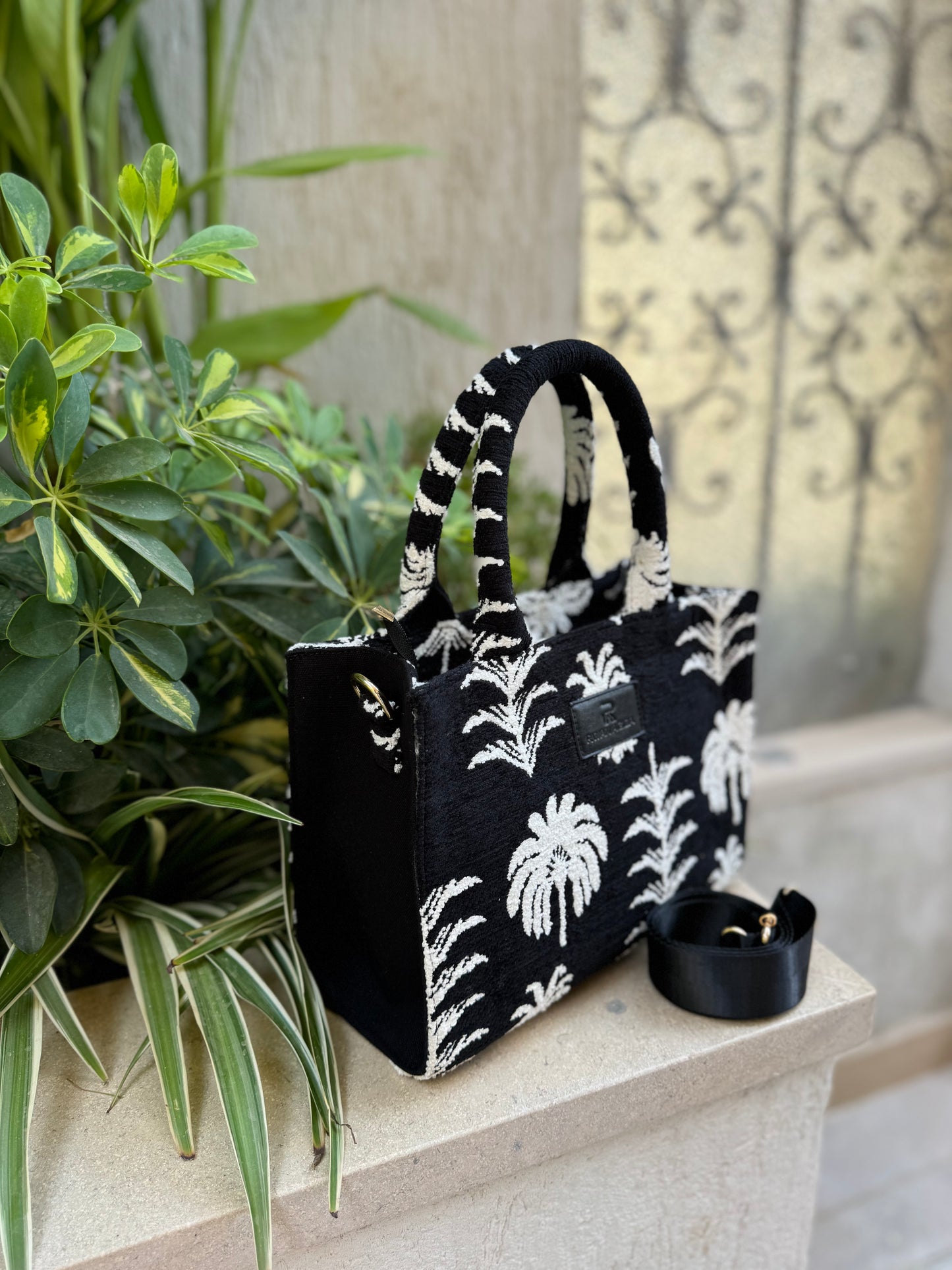 Black X white palms mini tote