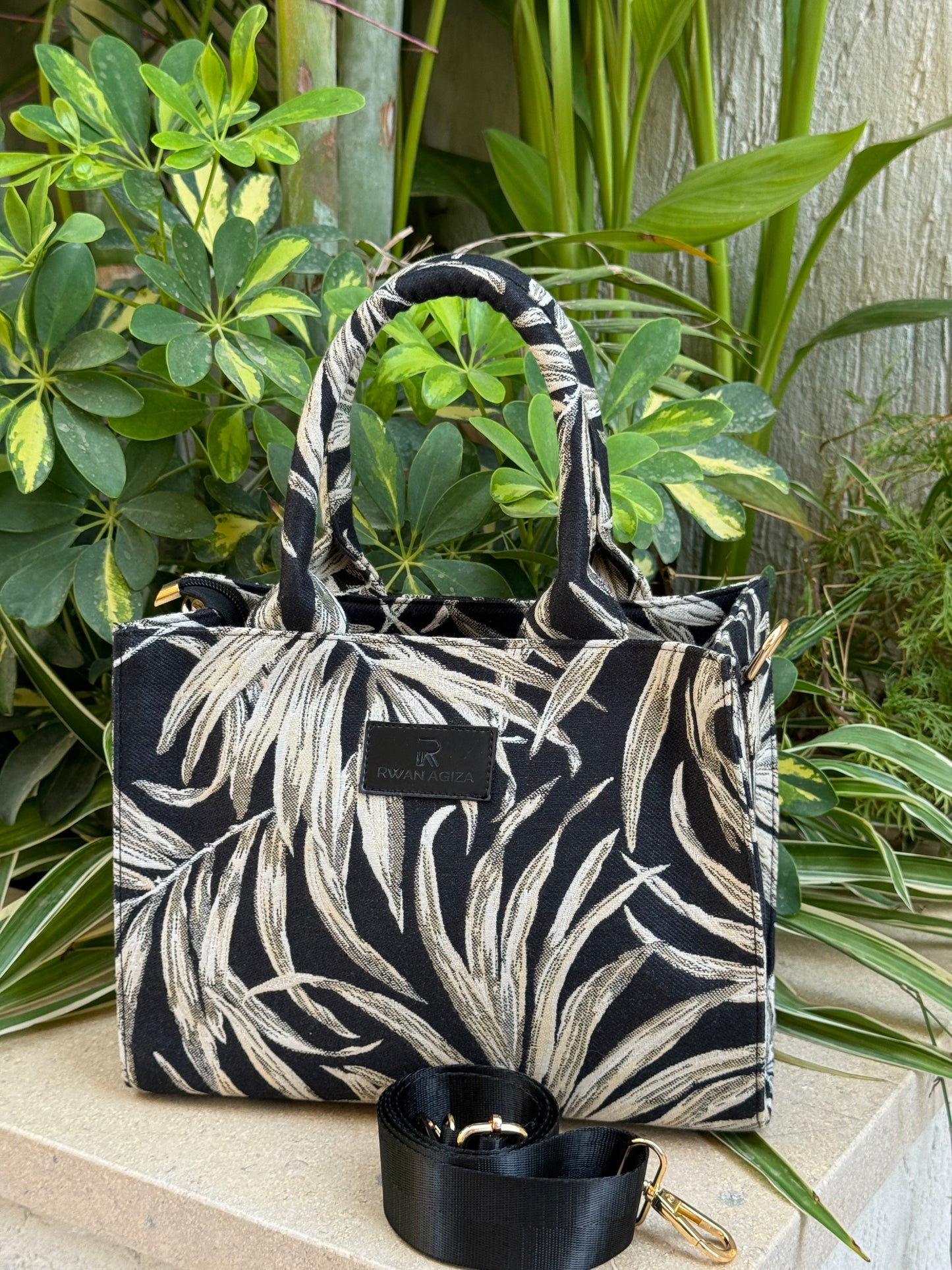 Honolulu black mini tote bag