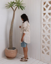 Load image into Gallery viewer, Shoulder Button Freesize Shirt
