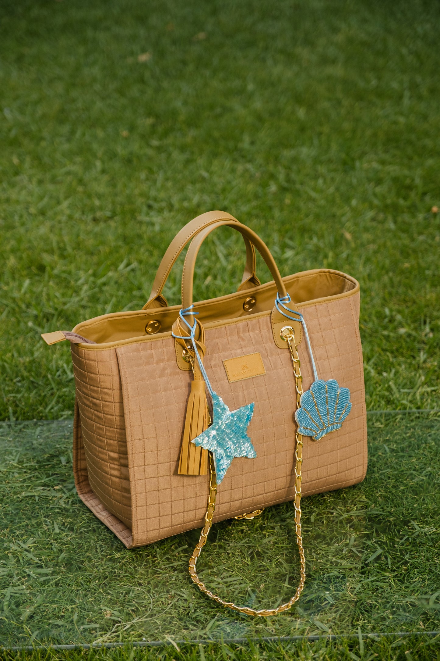 Oxid captonite tote bag