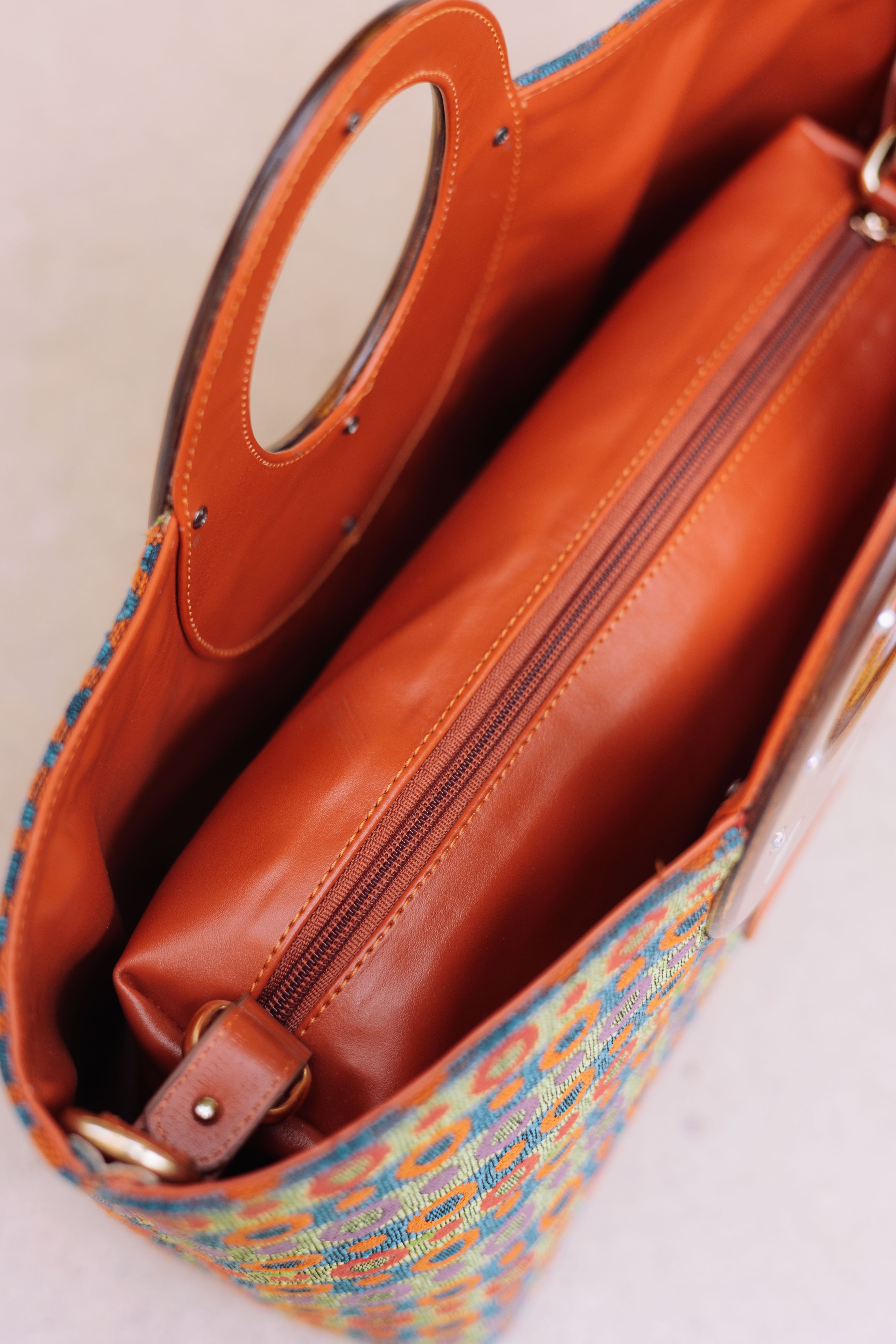 Wooden Handle Tote orange Edition
